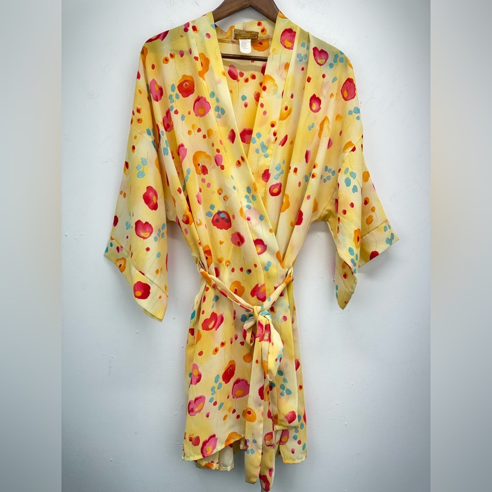 Vintage Kristine Tyler Intimates size 1X-3X Women’s Yellow Red Floral Robe